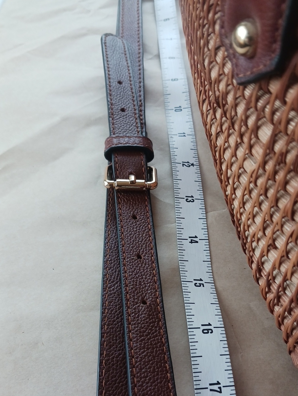 Italian Woven Basket-Bag Leather Top Handles And Adjustable Cross-body Strap. - Picture 12 of 12